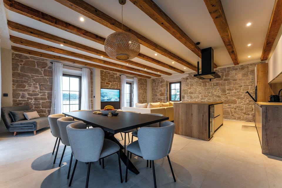 Villa, Beach View | Dining room