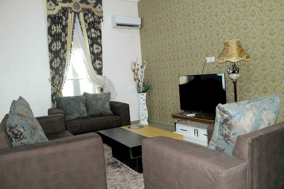 Comfort Room, Balcony, City View | Desk, laptop workspace, free WiFi