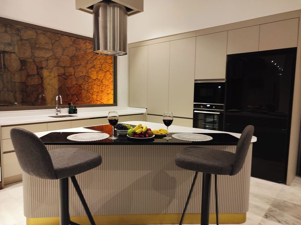 Deluxe Villa, Sea View | Private kitchen