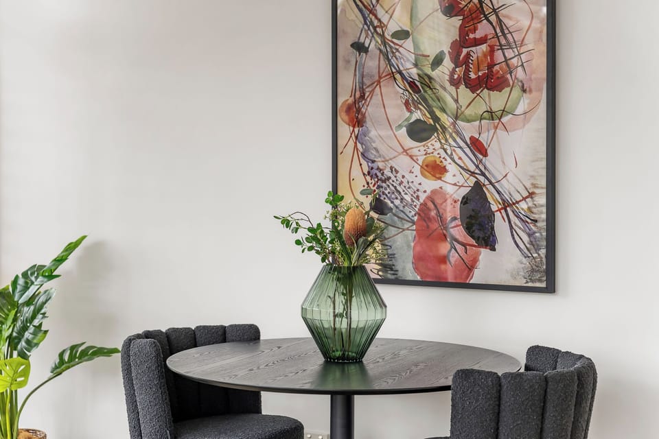 One Bedroom Apartment | Dining room