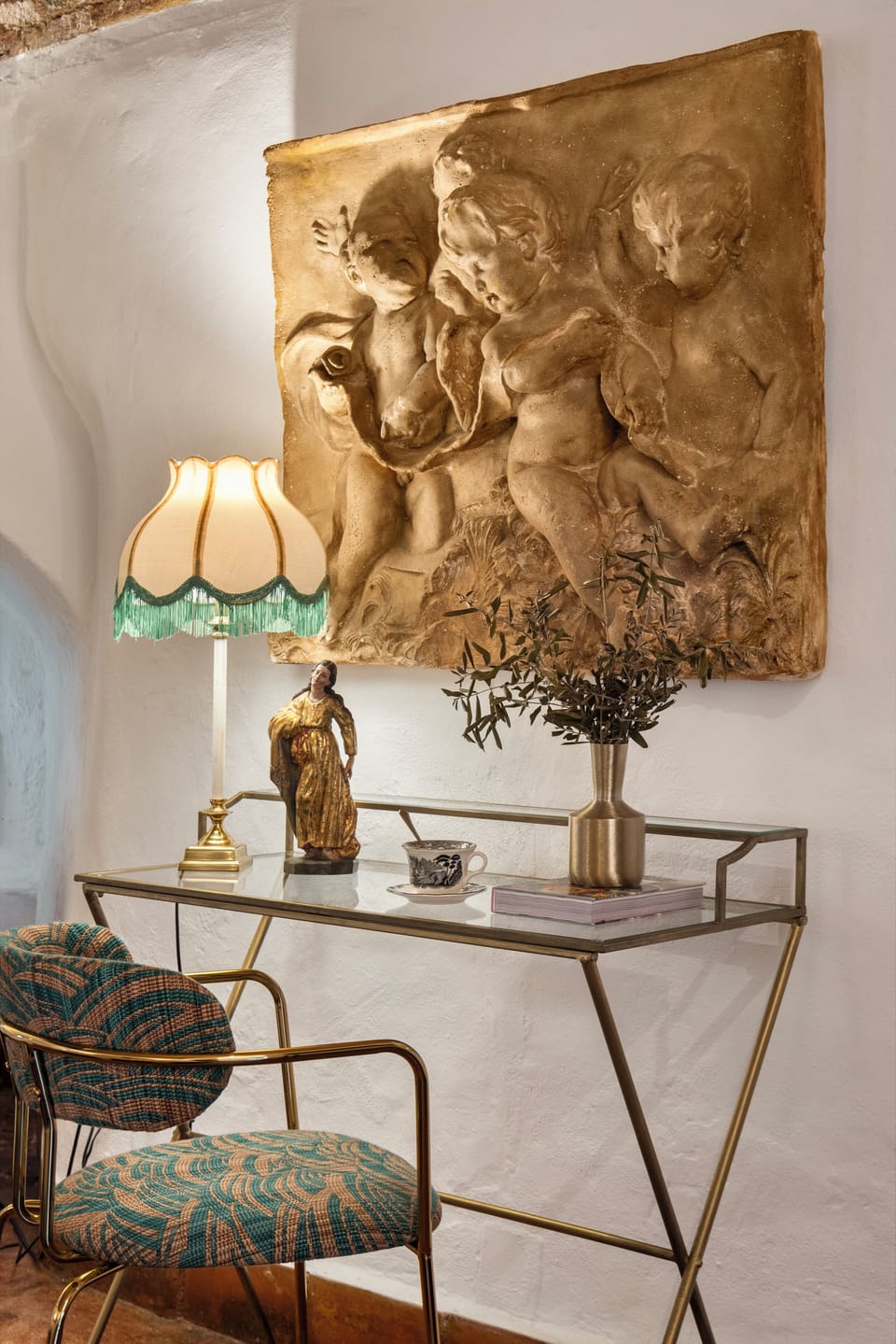 Luxury Room | Minibar, desk, laptop workspace, blackout drapes
