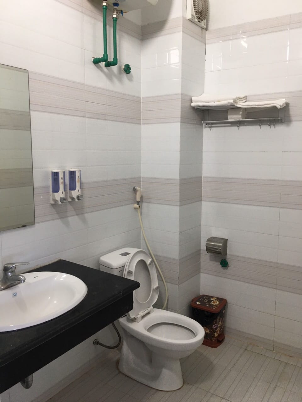 Standard Double Room, River View | Bathroom | Slippers