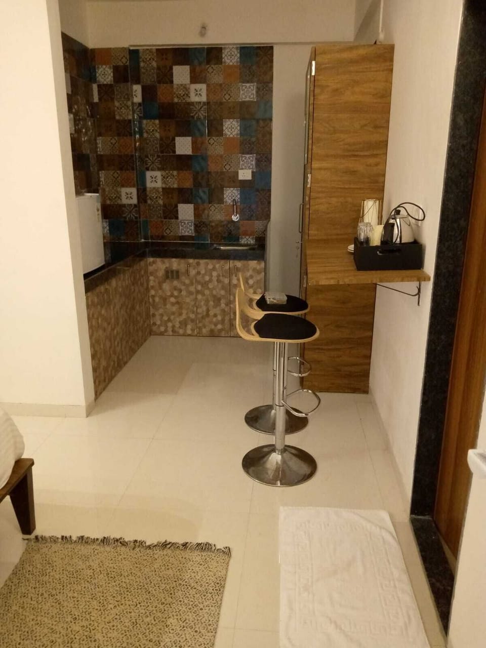 Resort Room with Bath Tub | WiFi (free)
