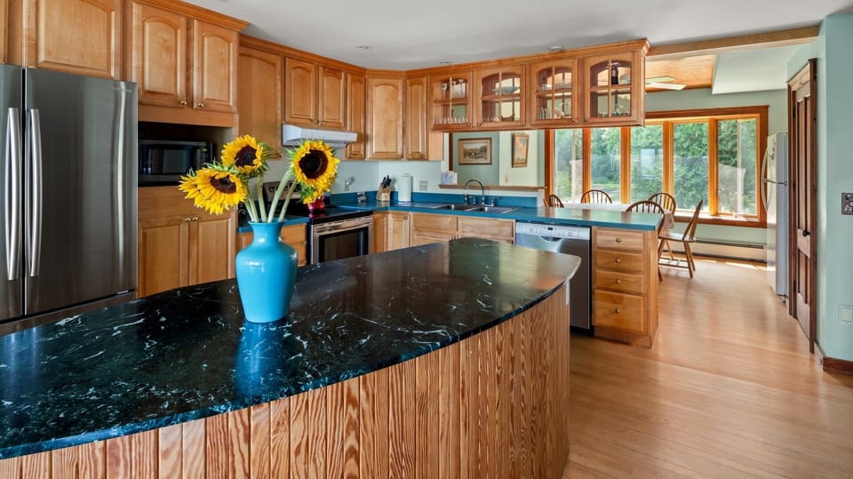 Cottage, 5 Bedrooms | Private kitchen | Fridge, oven, coffee/tea maker, electric kettle