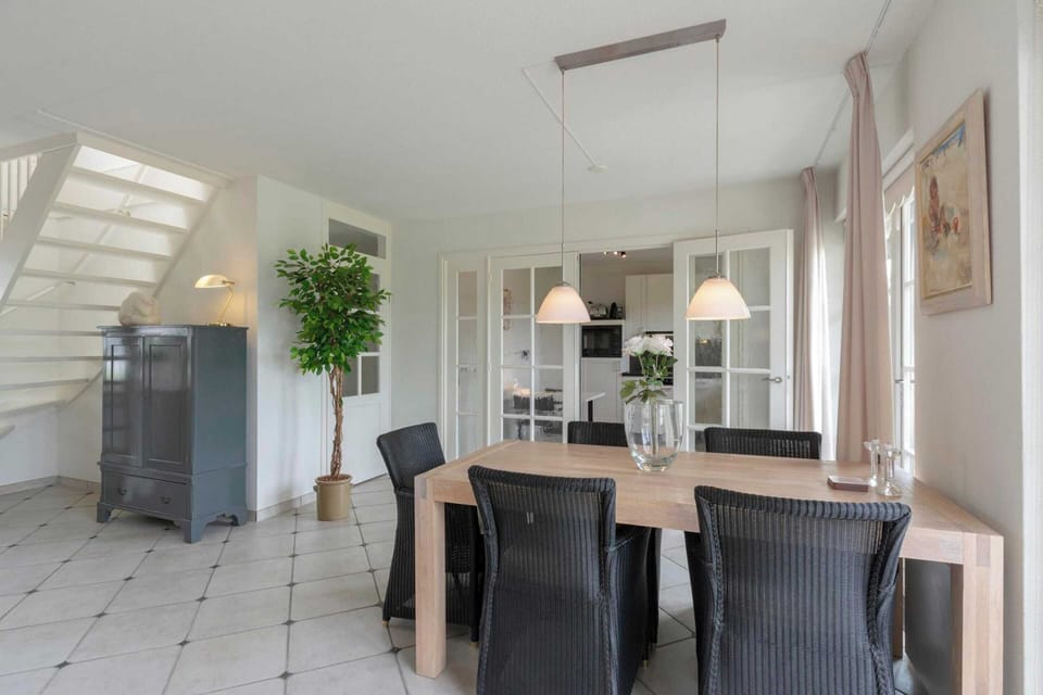Villa | Dining