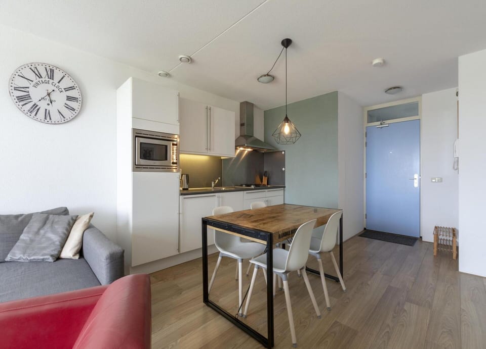 Apartment | Dining