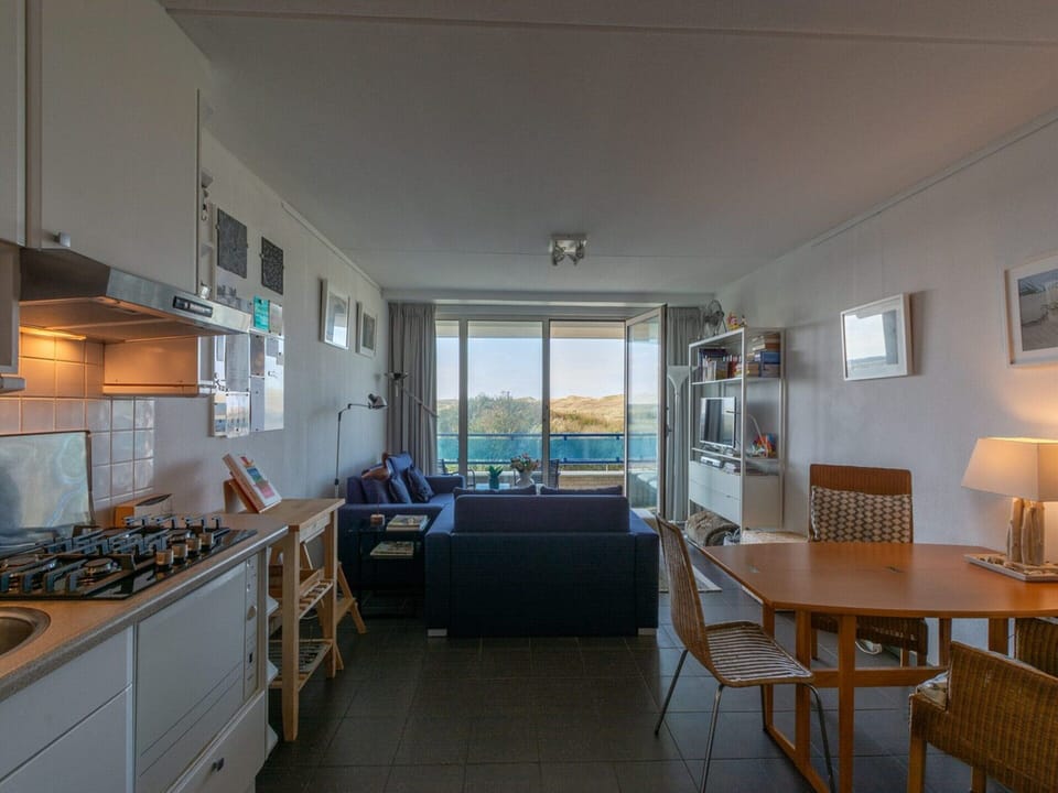 Apartment | Dining