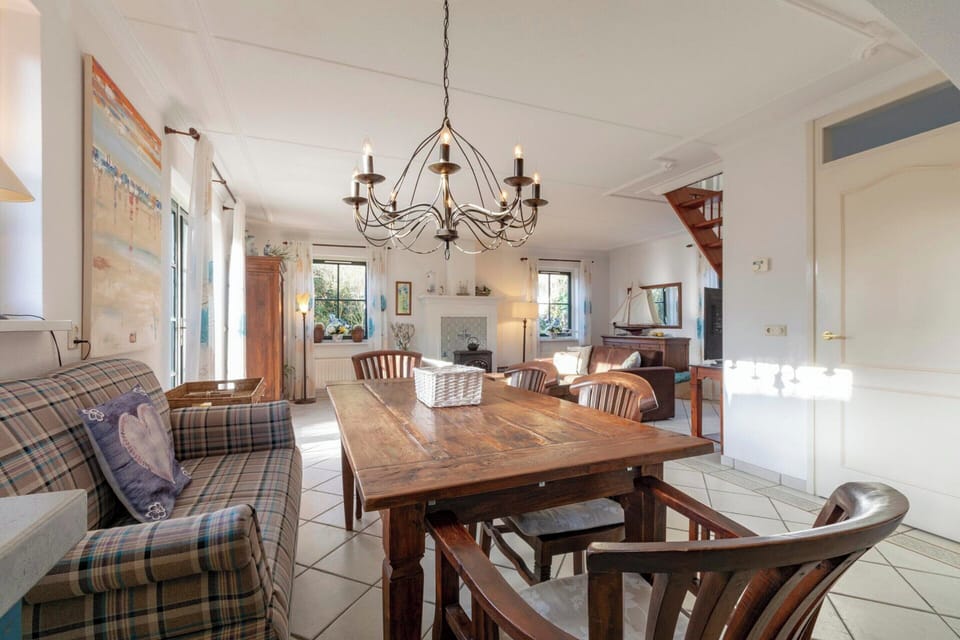 Villa | Dining