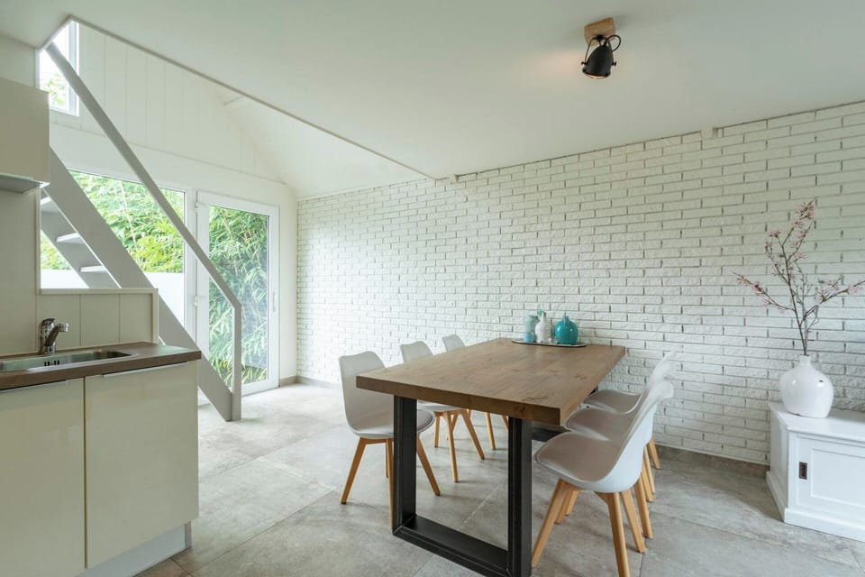 House | Dining