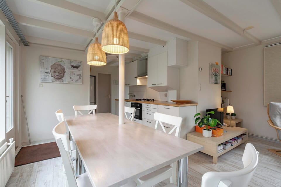 Bungalow | Dining