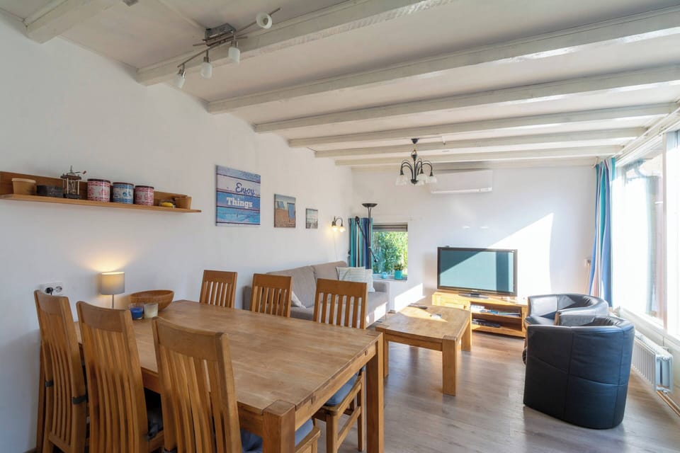 Bungalow | Living room