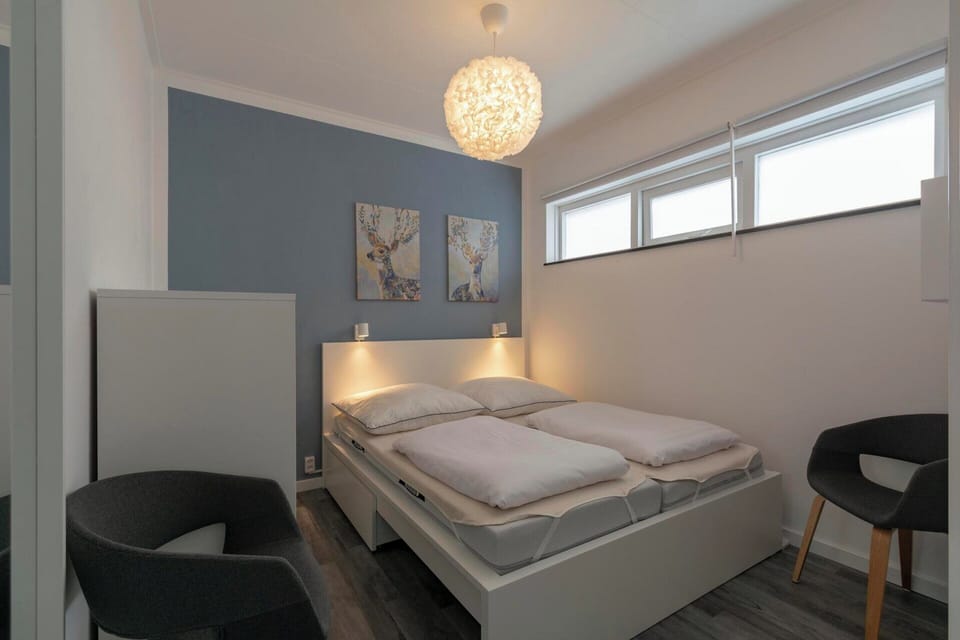 House | 1 bedroom, individually furnished