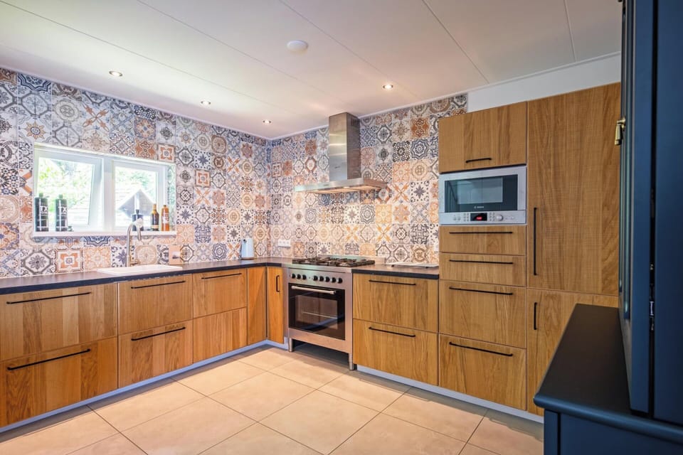 Apartment | Private kitchen | Electric kettle, toaster, highchair