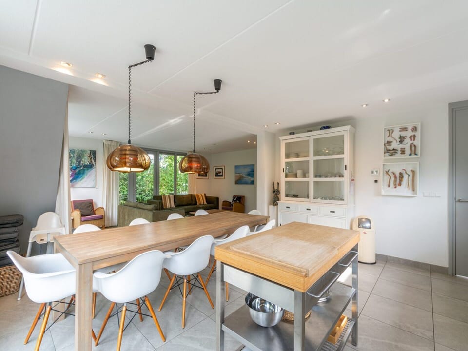 Villa | Dining