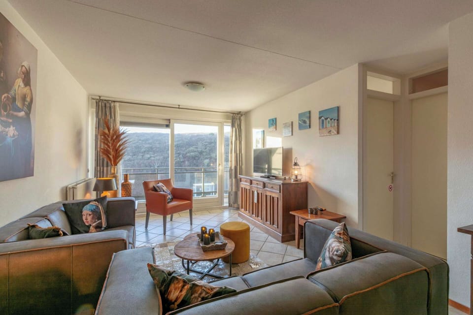 Apartment | Living room