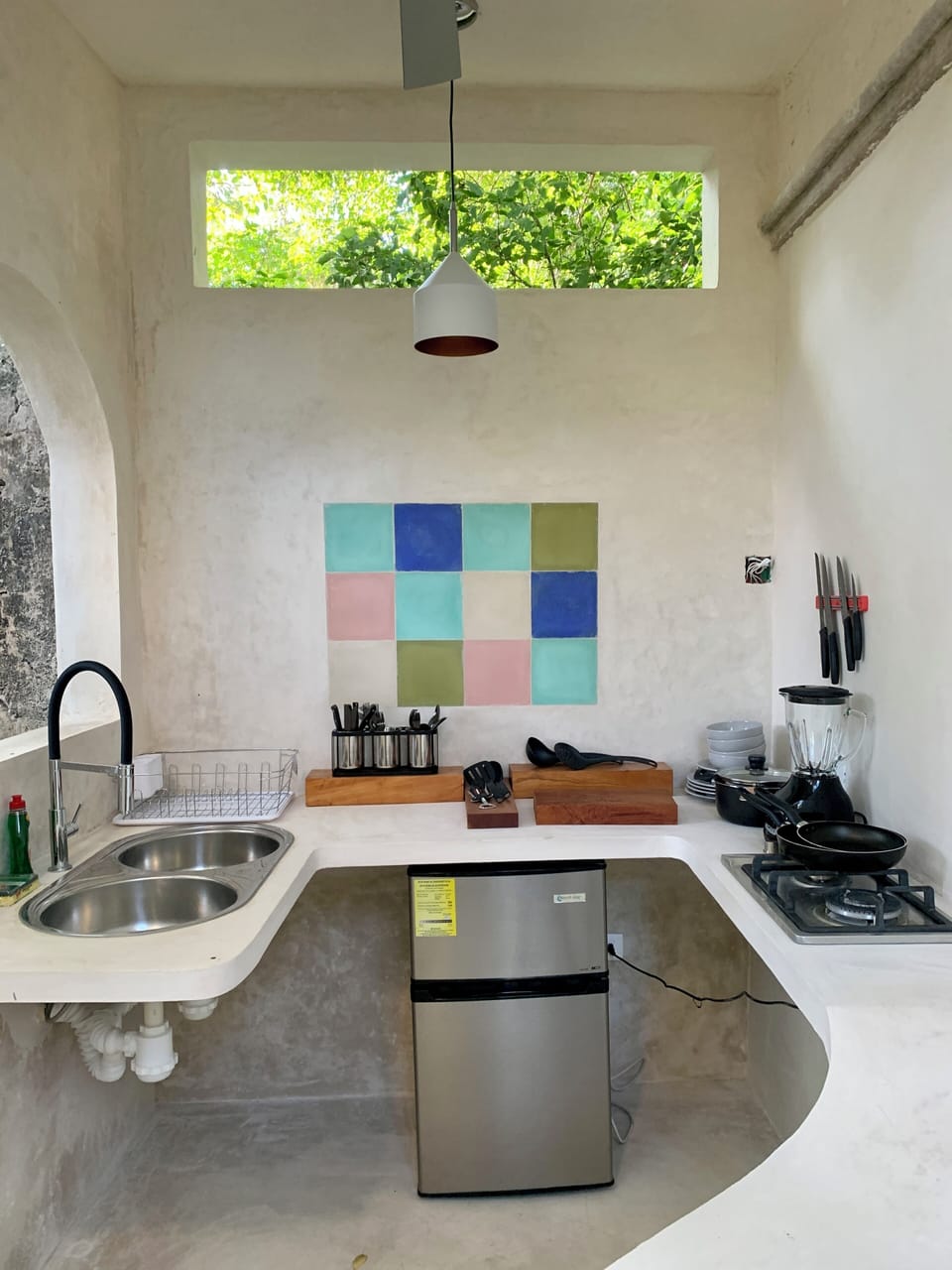 Design Cottage, Kitchen, Garden View | Private kitchen | Coffee/tea maker, mini-fridge, electric kettle