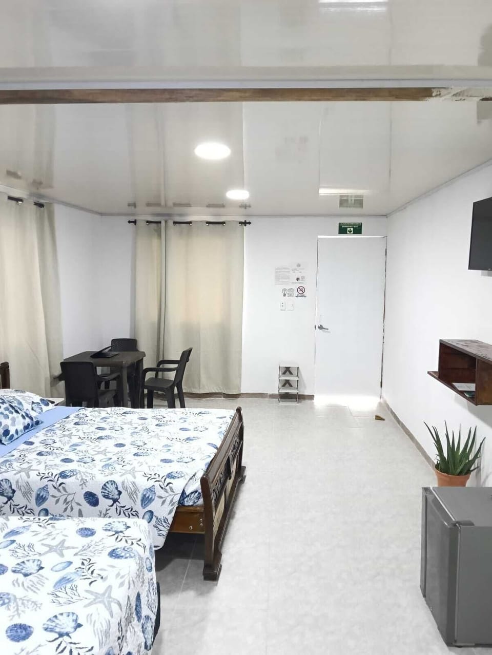Family Triple Room | Hypo-allergenic bedding available, down comforters, WiFi (free)