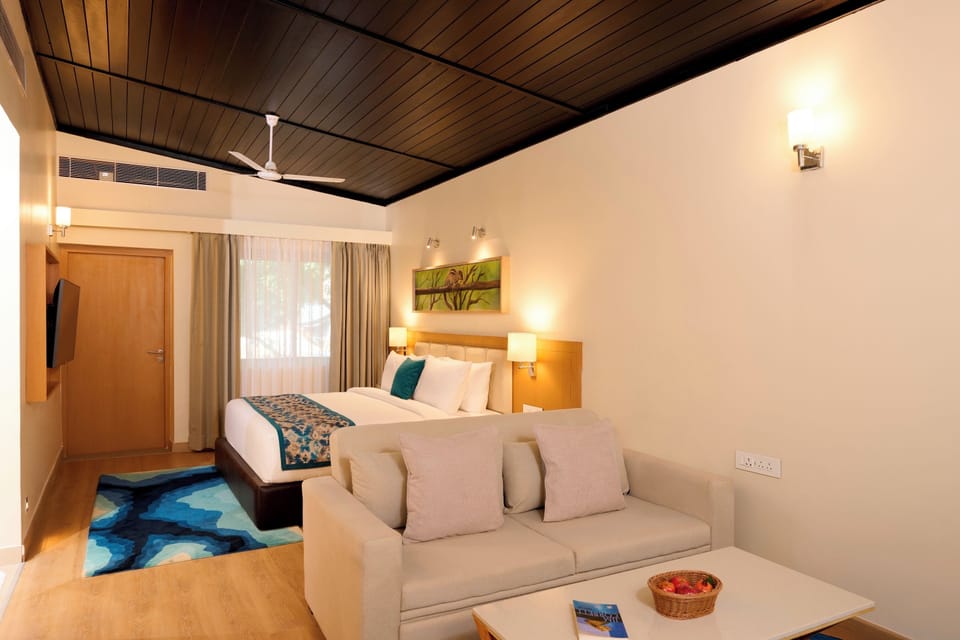 Cottage With Two Balconies | In-room safe, desk, laptop workspace, blackout drapes