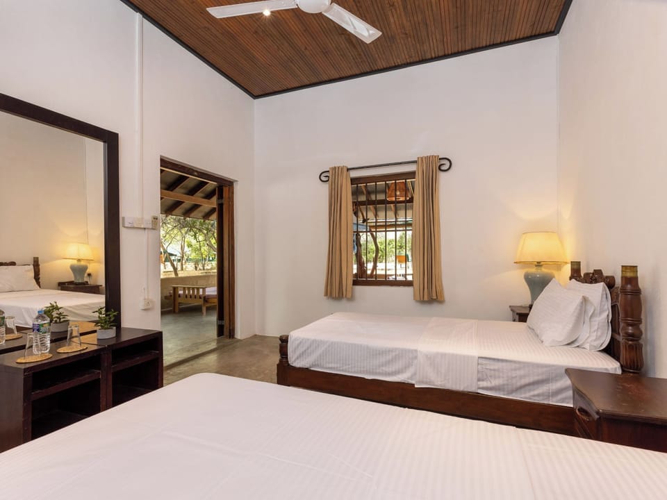 Standard Room, Garden View | Desk, laptop workspace, blackout drapes, iron/ironing board (on request)