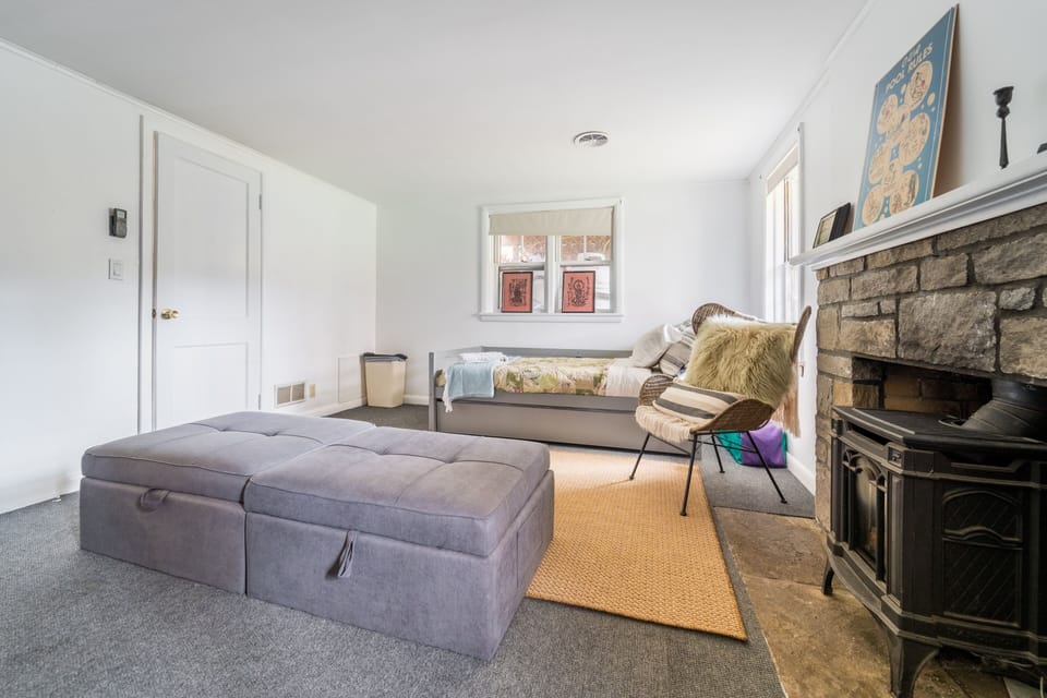 House, 5 Bedrooms | Interior