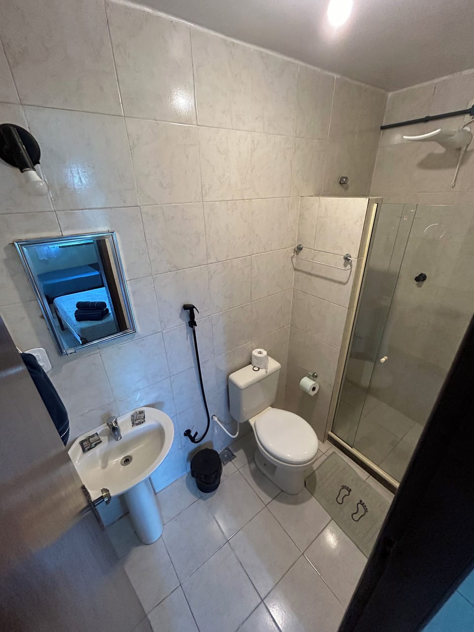 Family Triple Room | Bathroom | Shower, towels, soap, shampoo