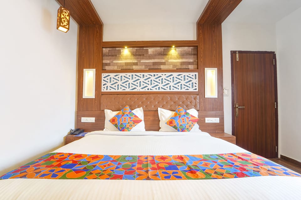 Premium Room | Egyptian cotton sheets, premium bedding, in-room safe, free WiFi