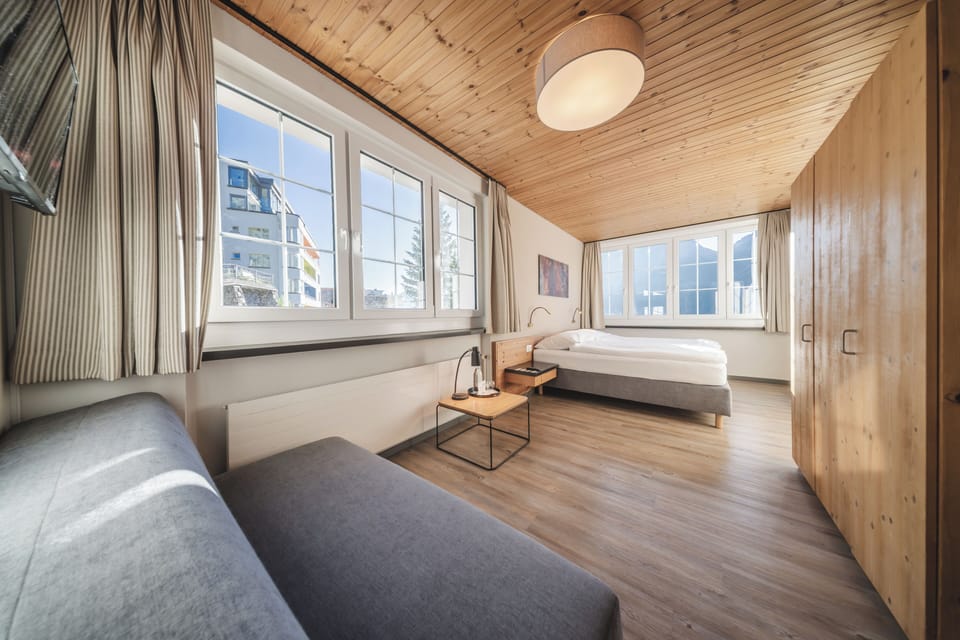 Comfort Double Room | In-room safe, blackout drapes, free WiFi