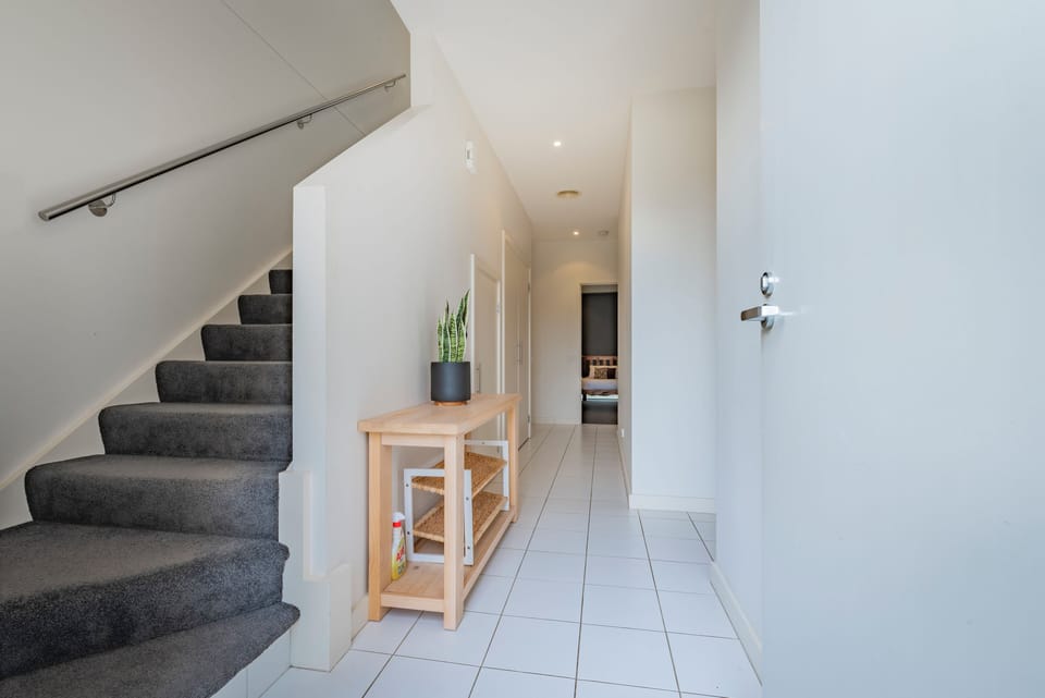 Family Townhome, Balcony, Garden View | 3 bedrooms, individually decorated, individually furnished
