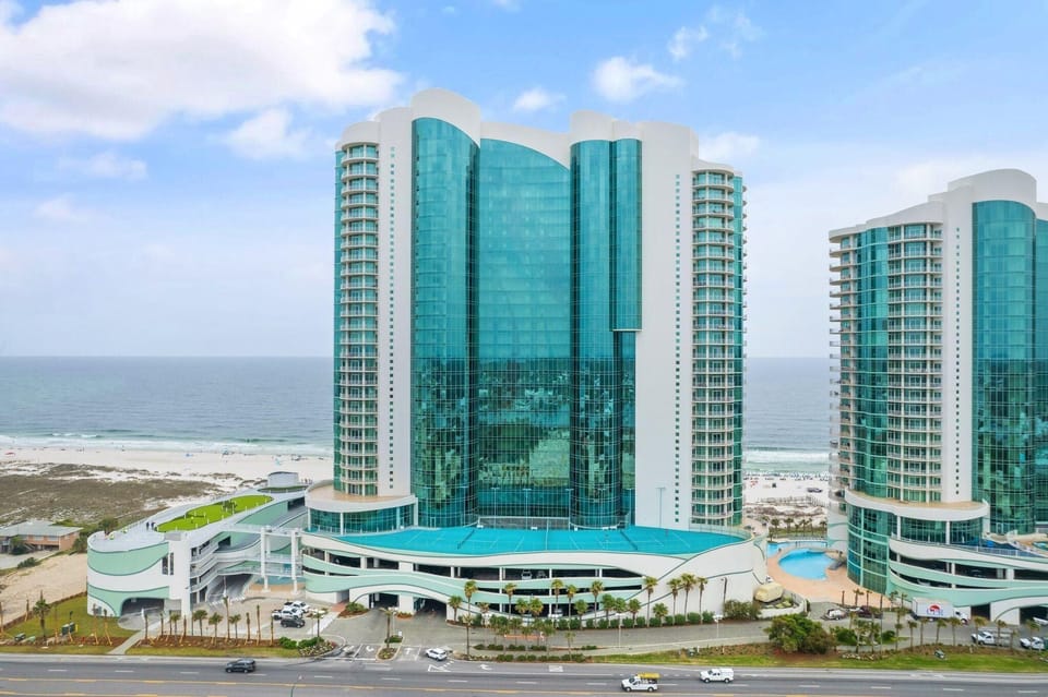 Condo, Multiple Beds (Turquoise C2208) | Exterior