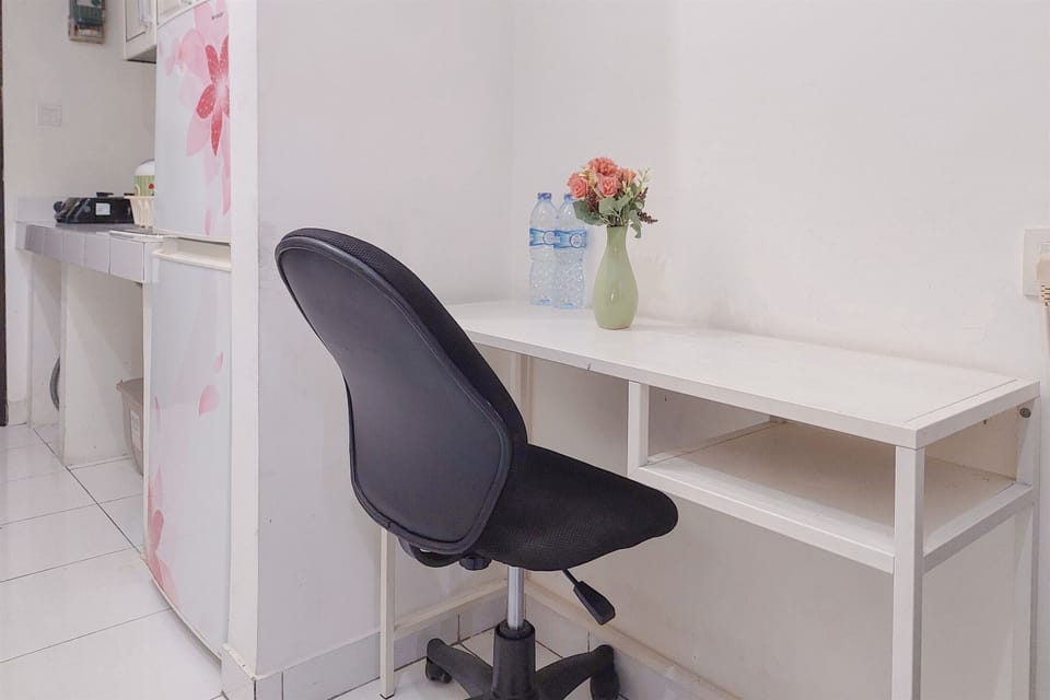 Studio | Desk, free WiFi