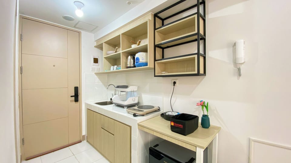 Studio | Private kitchen | Mini-fridge, stovetop, rice cooker