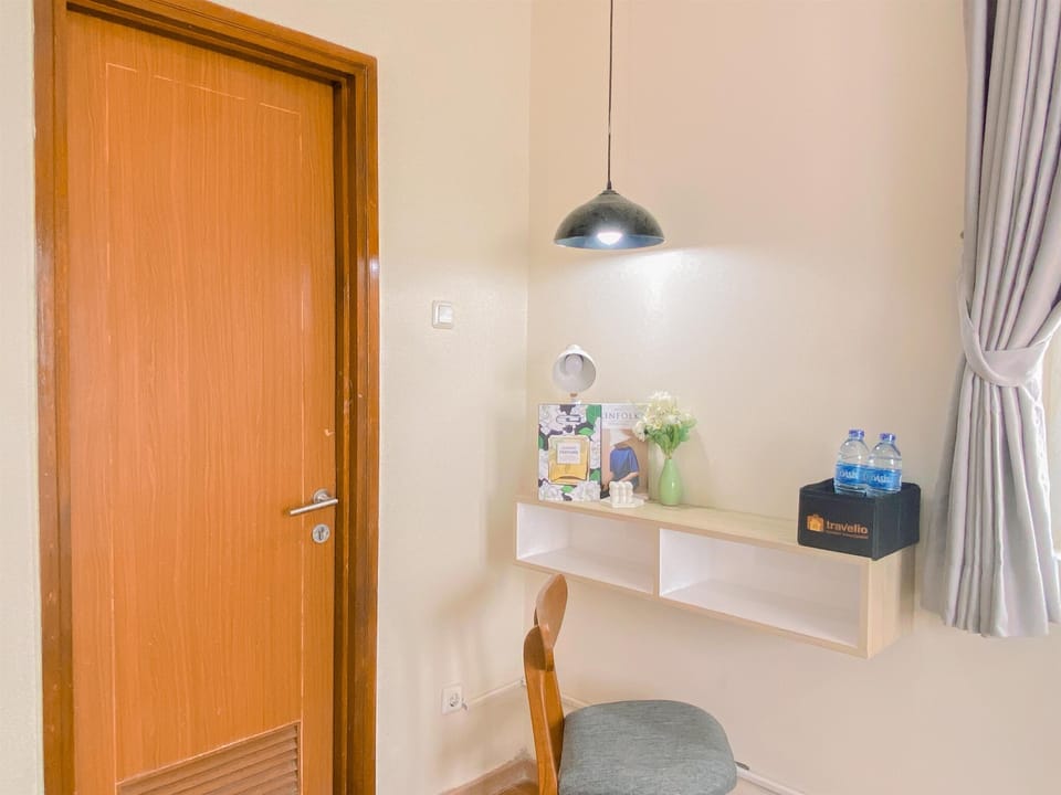 Studio | Desk, free WiFi