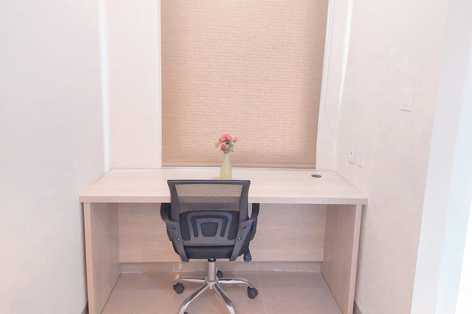 Studio | Desk, free WiFi