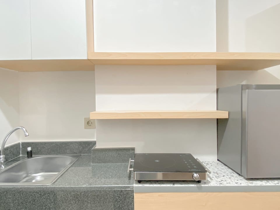 Studio | Private kitchen | Mini-fridge, stovetop, rice cooker