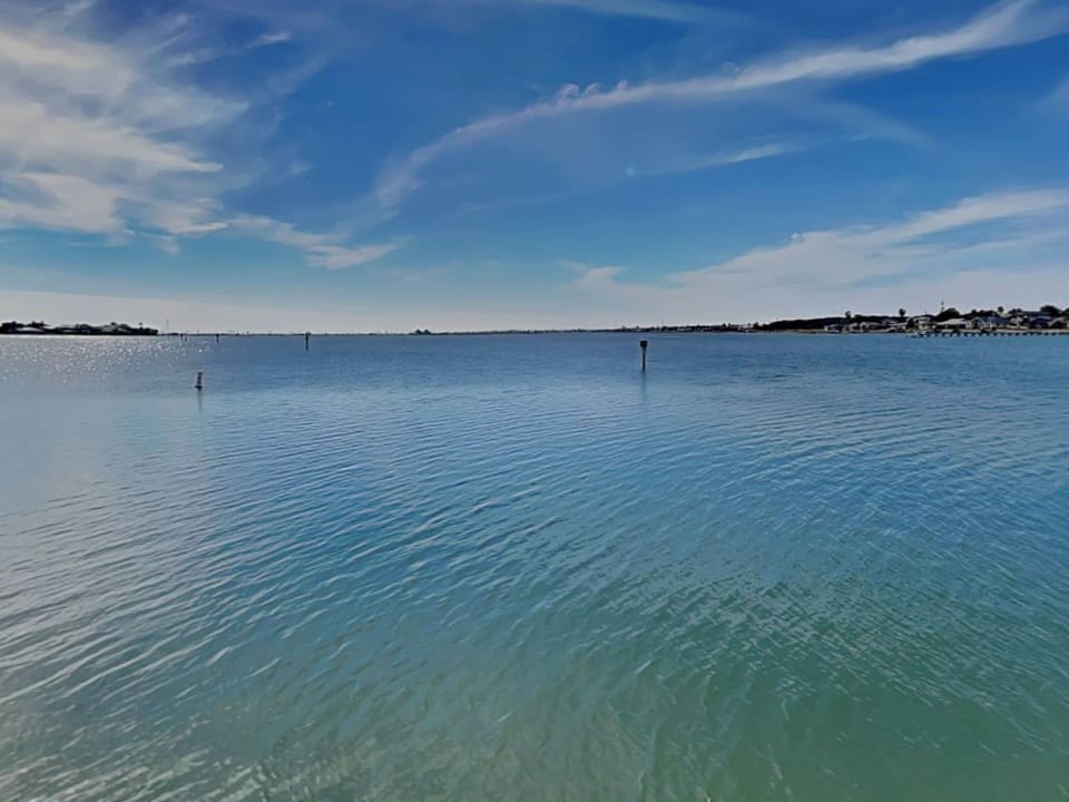 Condo (2 Bedrooms) | Property amenity