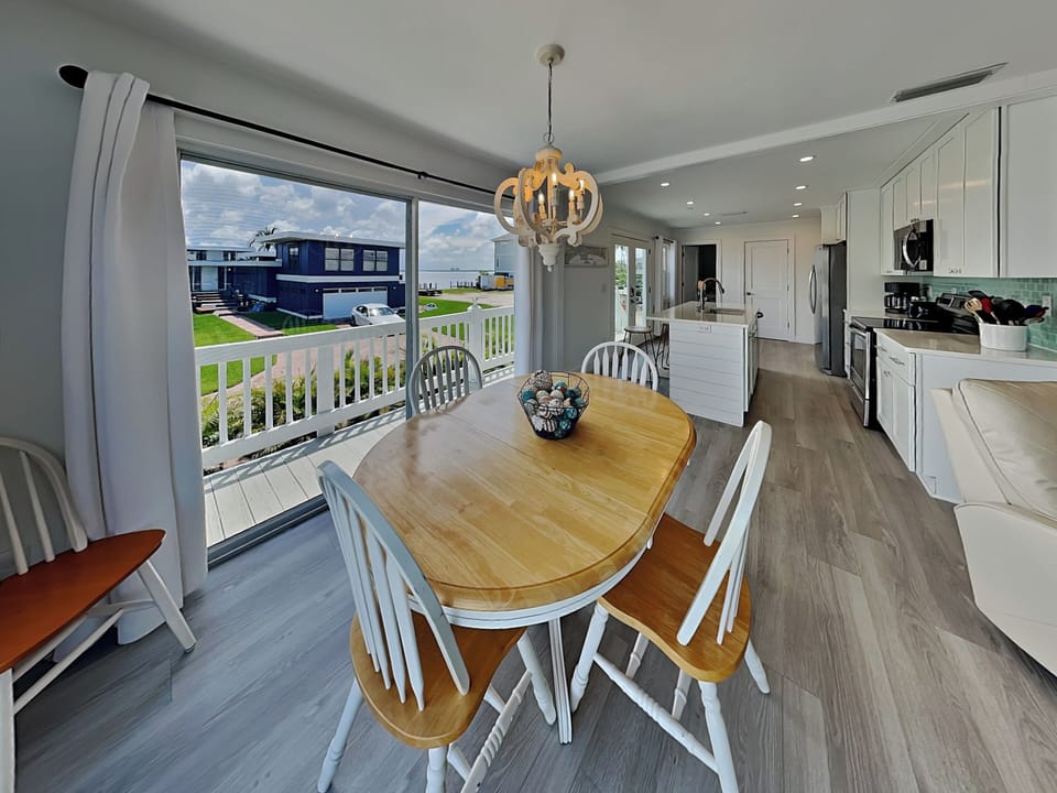 House (3 Bedrooms) | Property amenity