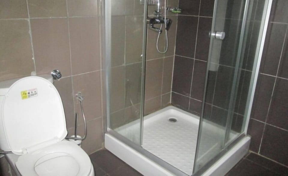 Basic Room, Balcony, City View | Bathroom | Free toiletries, hair dryer, towels, soap