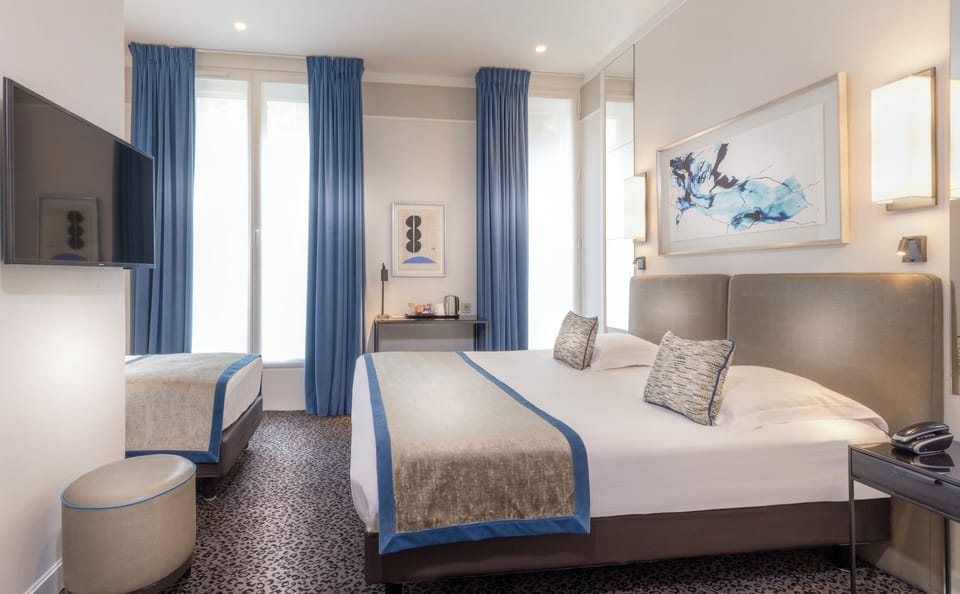 Prestige Triple Room | 1 bedroom, premium bedding, minibar, in-room safe