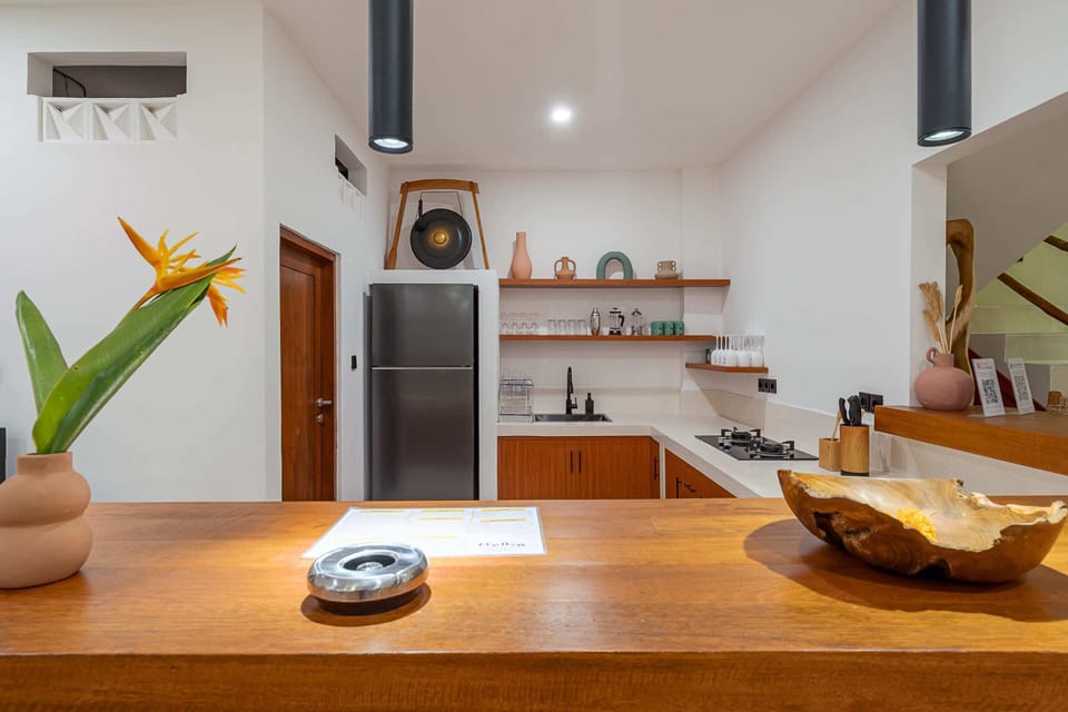 Basic Villa | Private kitchen | Fridge, microwave, stovetop, electric kettle