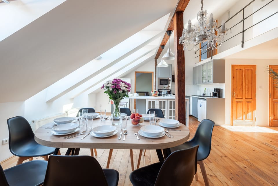 Deluxe Apartment | In-room dining