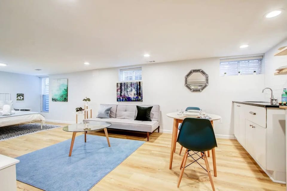 Standard Studio | Living area