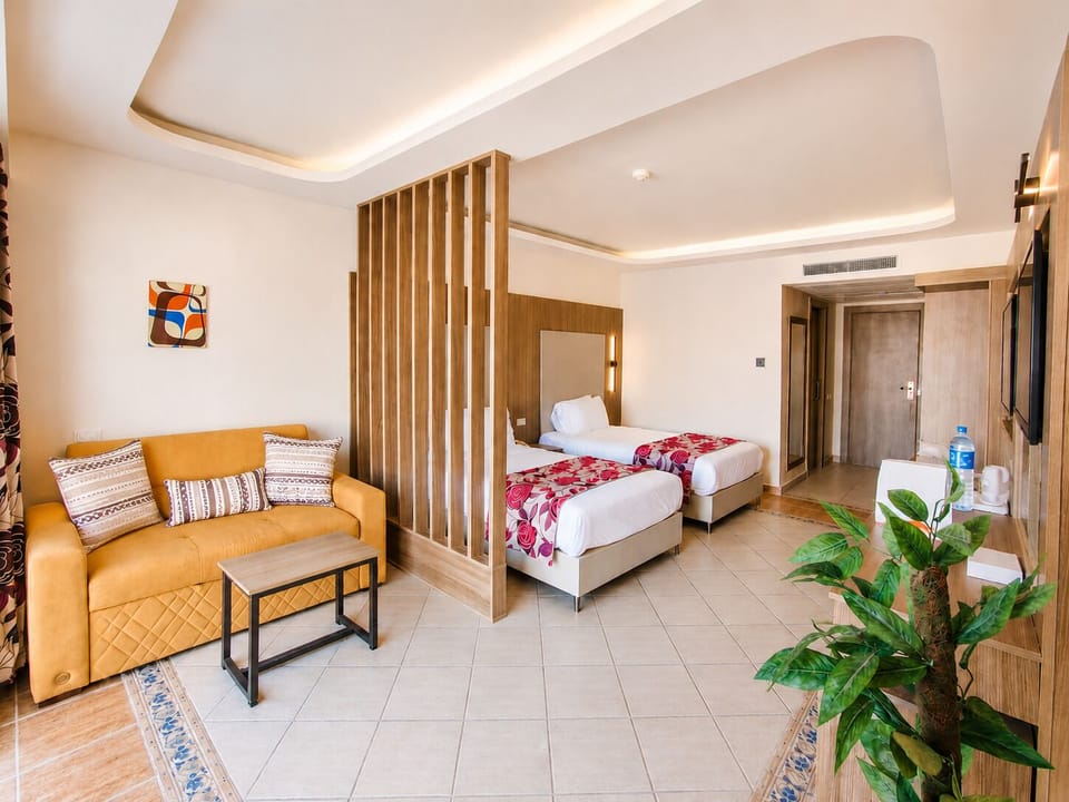 Royal Club Side Sea View | Premium bedding, free minibar, in-room safe, blackout drapes