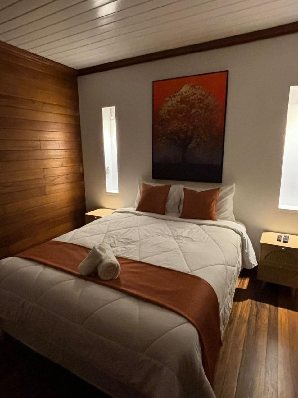 In-room safe, free WiFi