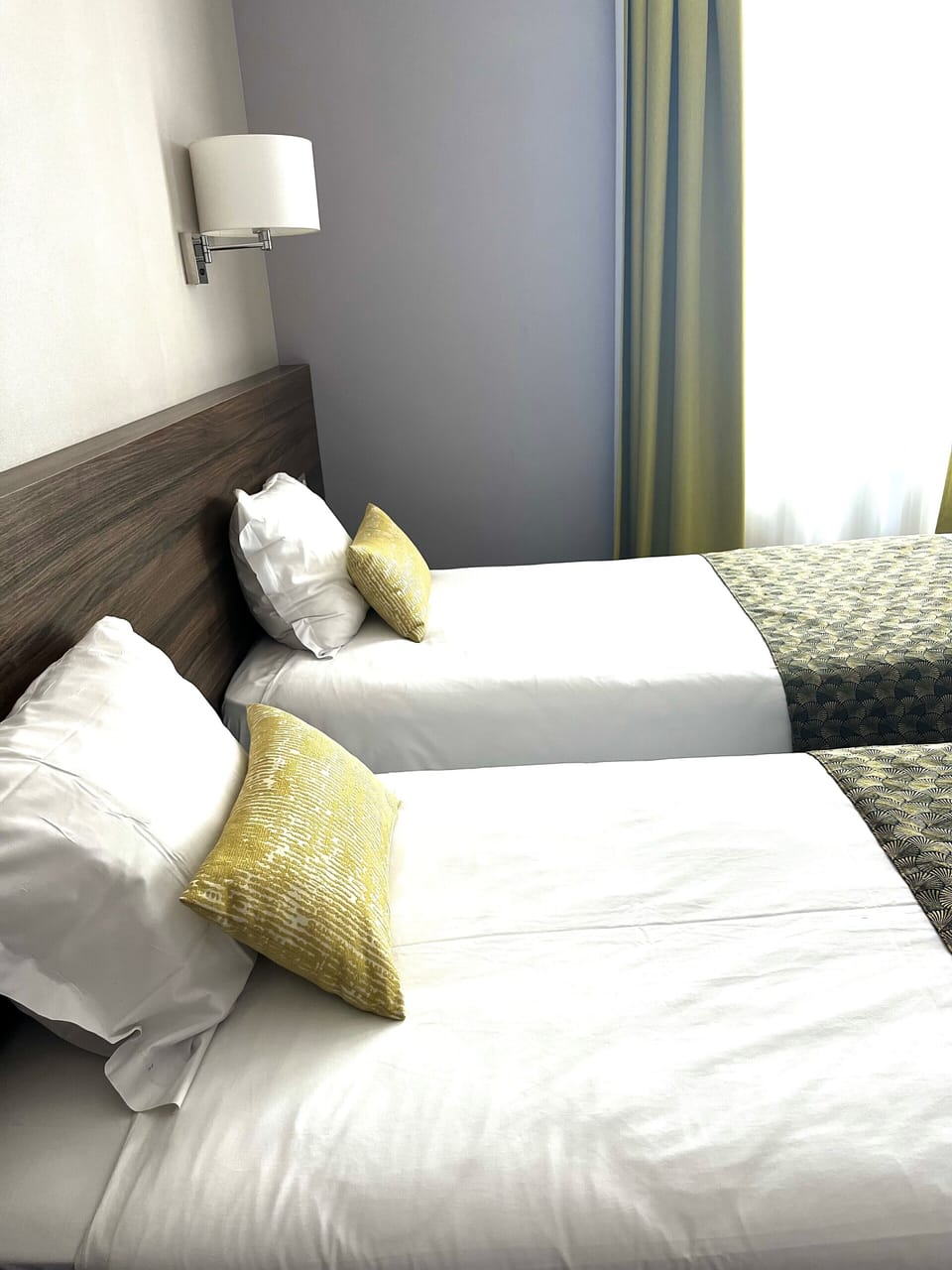 Standard Double Room - Breakfast Included | Desk, soundproofing, free WiFi, bed sheets