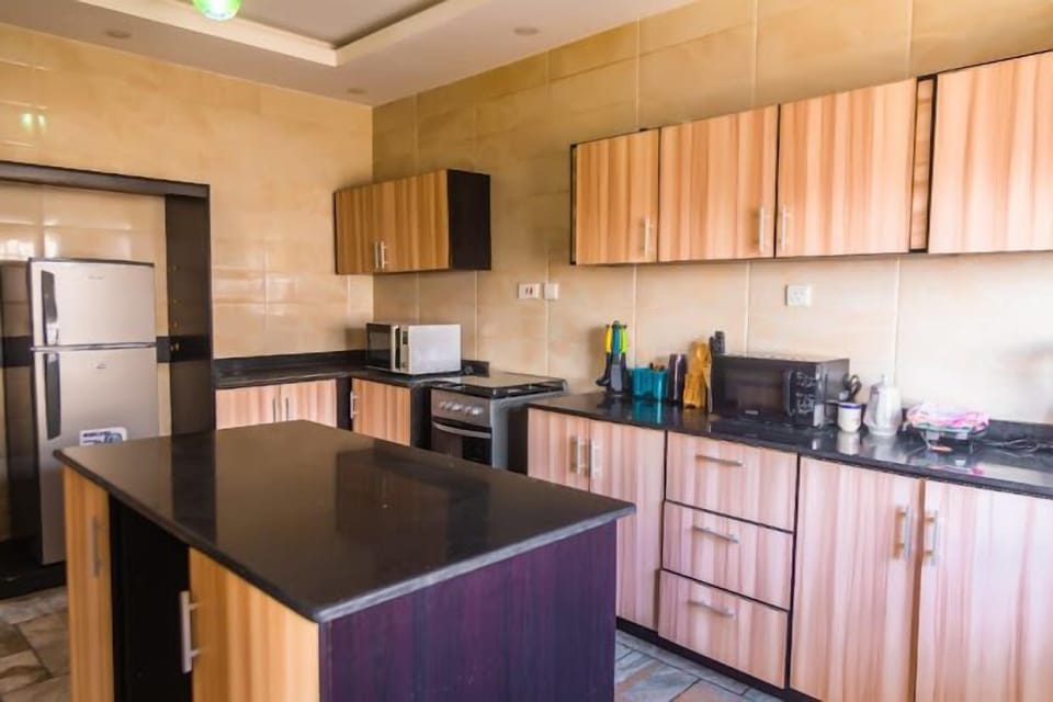 Deluxe Room | Desk, laptop workspace, soundproofing, free WiFi