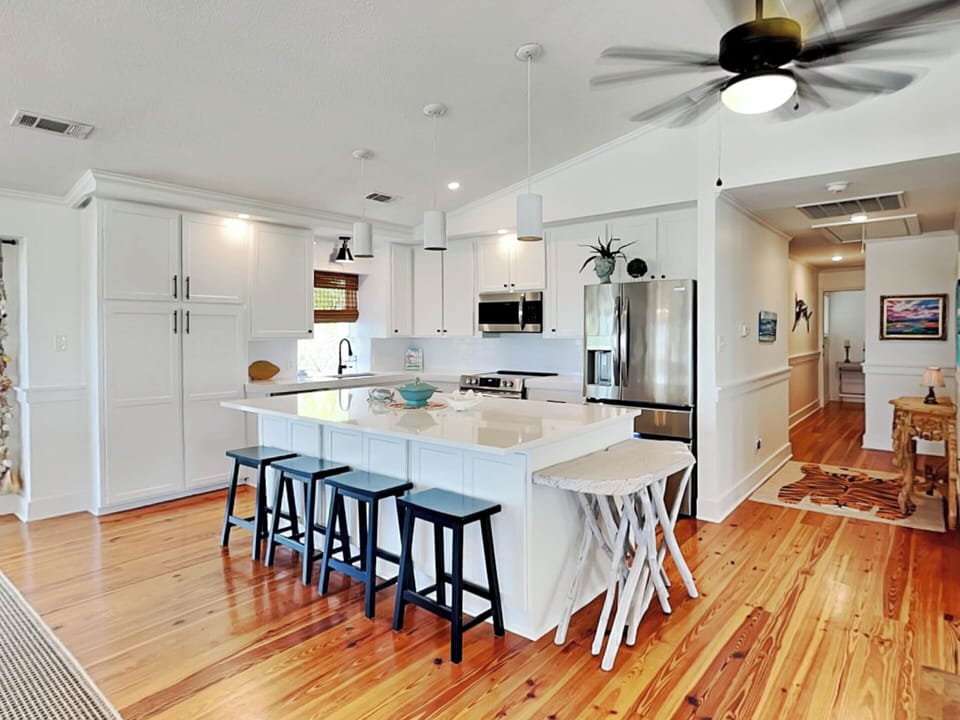 Condo, Multiple Beds, Patio, Ocean View (Oceanside Unit A) | Private kitchen | Fridge, microwave, oven, stovetop
