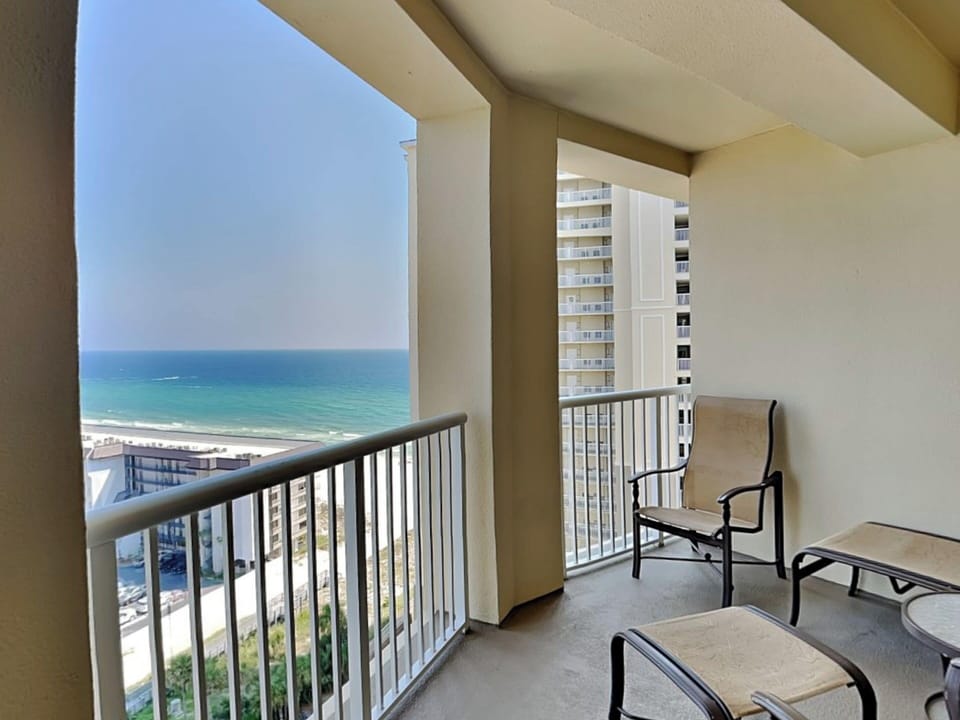 Studio (1 Bedroom) | Property grounds