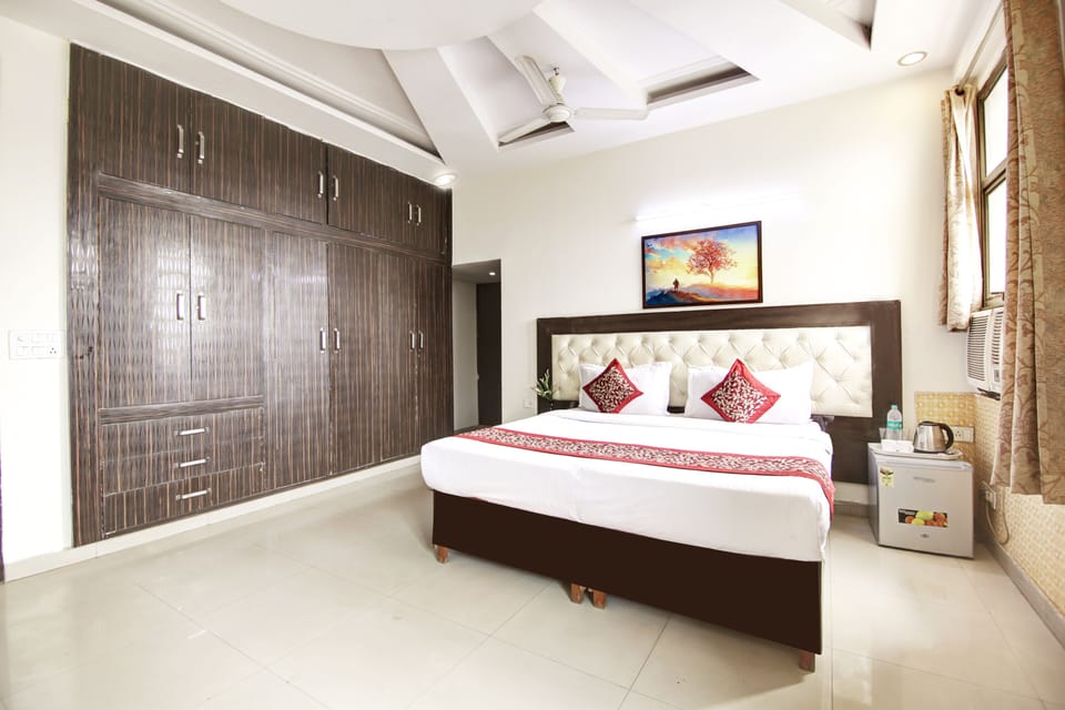Premium bedding, individually furnished, desk, laptop workspace