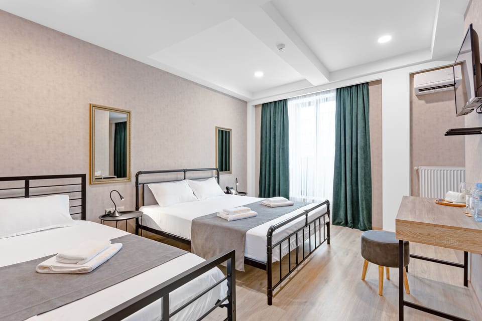 Standard Triple Room | Premium bedding, in-room safe, desk, laptop workspace