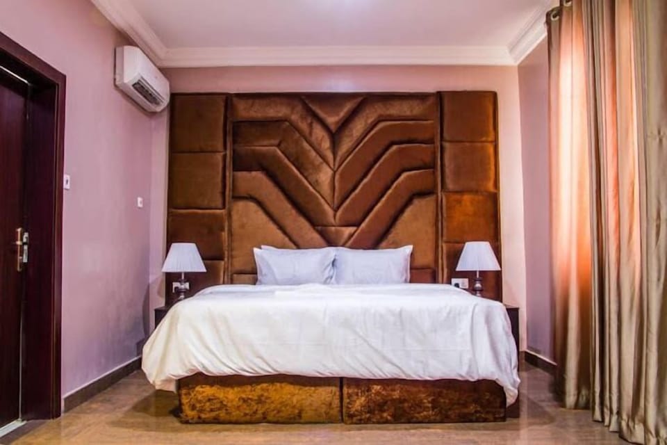 Comfort Room, Balcony, City View | Desk, laptop workspace, free WiFi